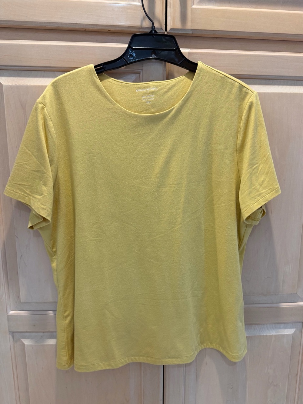 Banana Republic Soft Stretch Short Sleeve Crew Tee in Yellow XXL